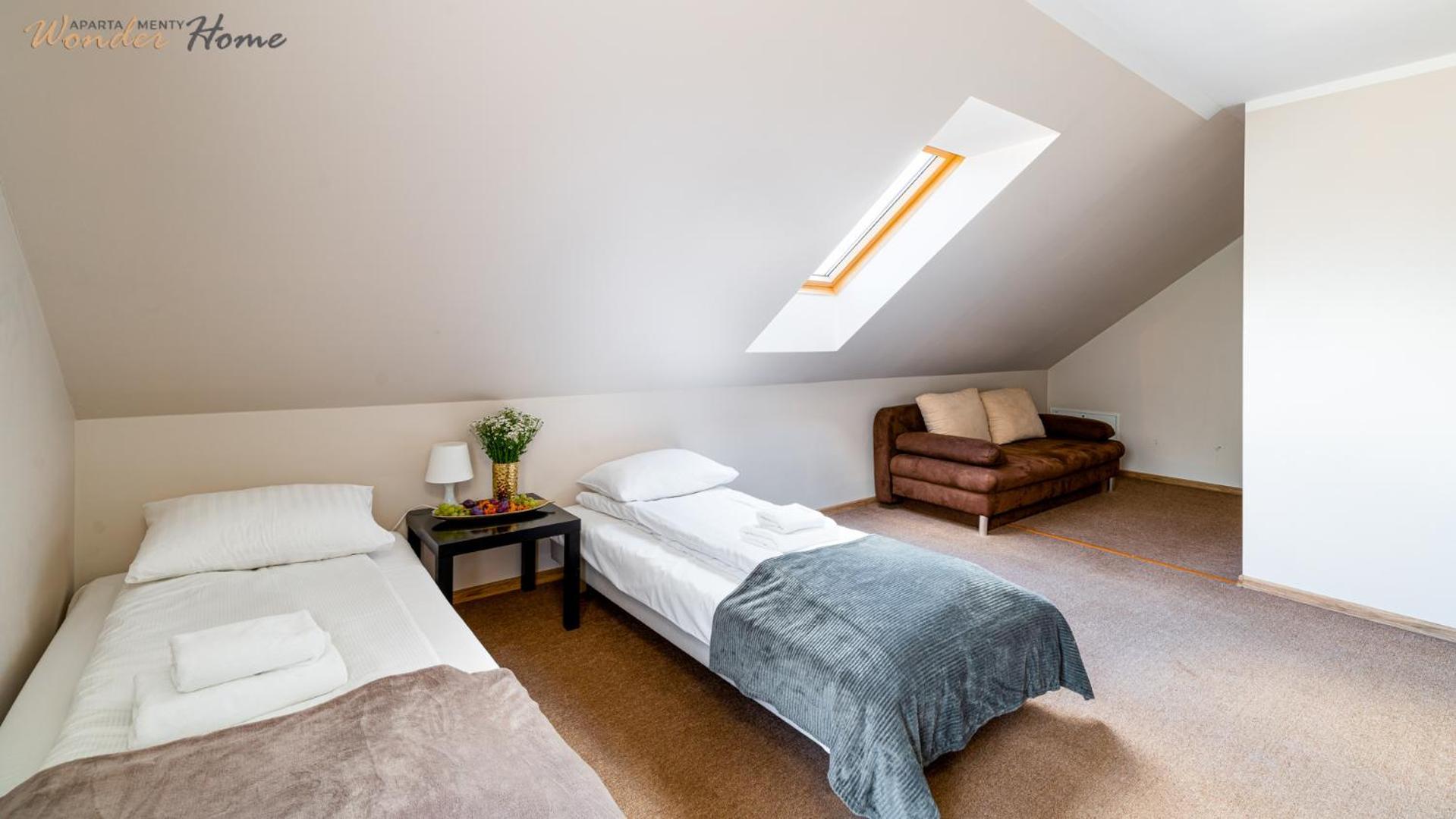 Apartamenty Czerwony Dworek - Duzy Teren Zielony, Plac Zabaw, Miejsce Na Grilla I Staw Z Mozliwoscia Wedkowania, Boisko Myslakowice Ngoại thất bức ảnh