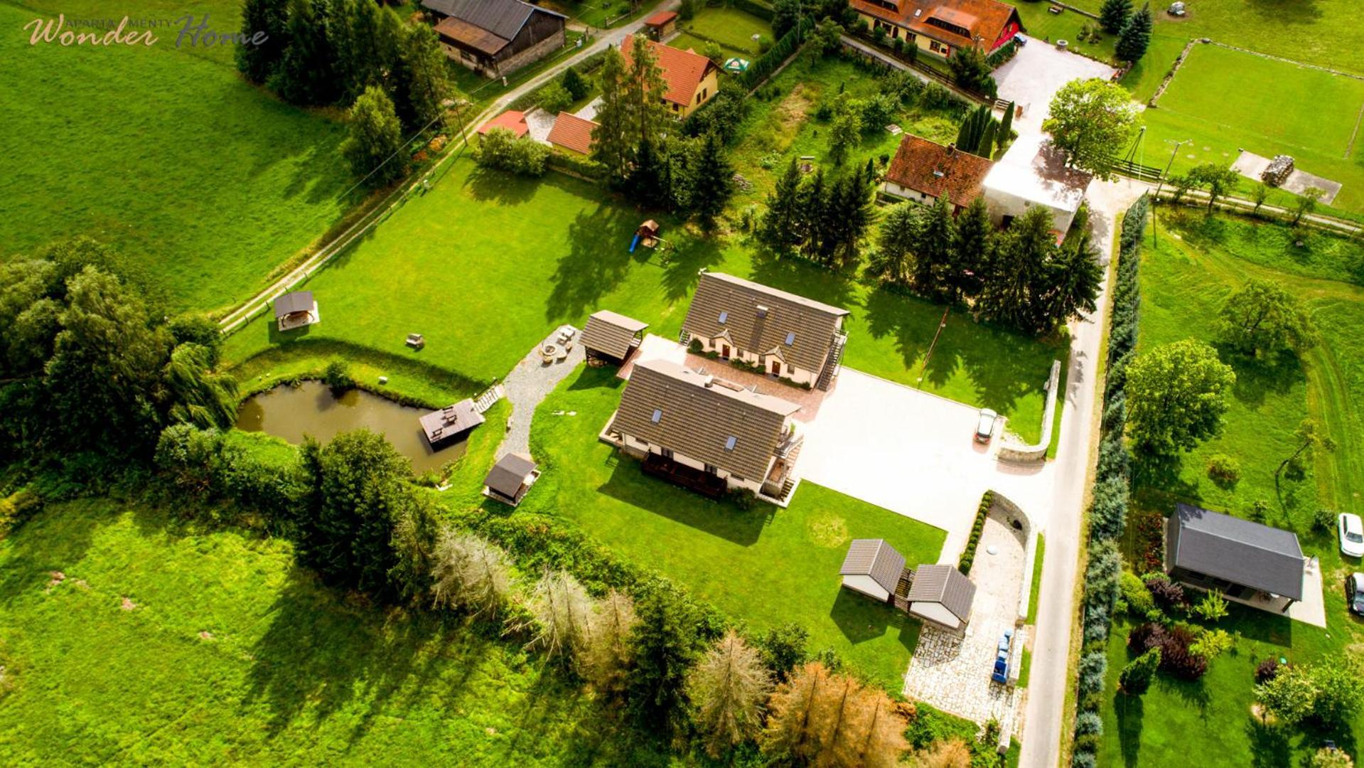 Apartamenty Czerwony Dworek - Duzy Teren Zielony, Plac Zabaw, Miejsce Na Grilla I Staw Z Mozliwoscia Wedkowania, Boisko Myslakowice Ngoại thất bức ảnh